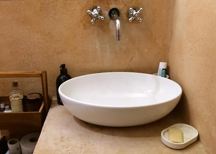 Апартаменты Cozy Artsy Near The Vatican